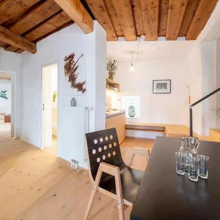 Residenz Schloss Poeggstall アパート Poggstall