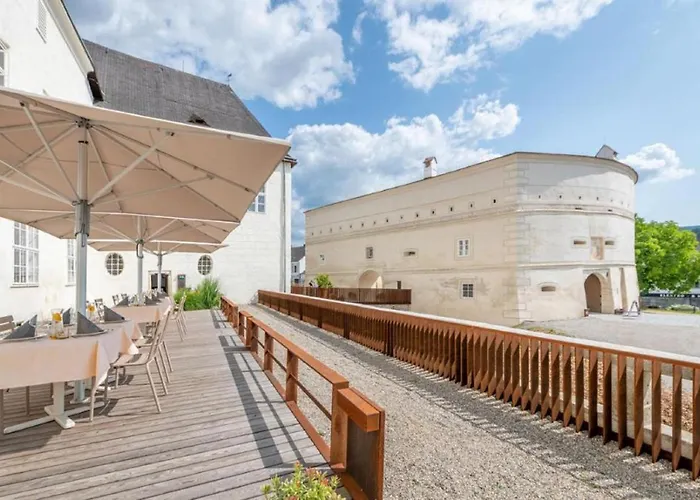 Residenz Schloss Poeggstall * Poggstall