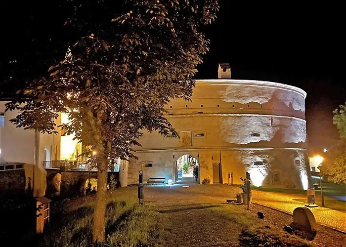 Residenz Schloss Poeggstall *